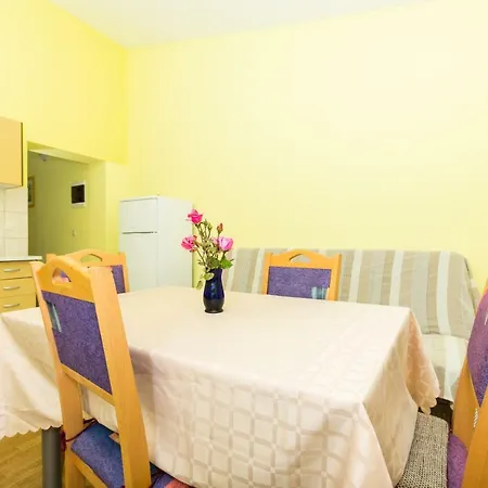 Apartment Petra *